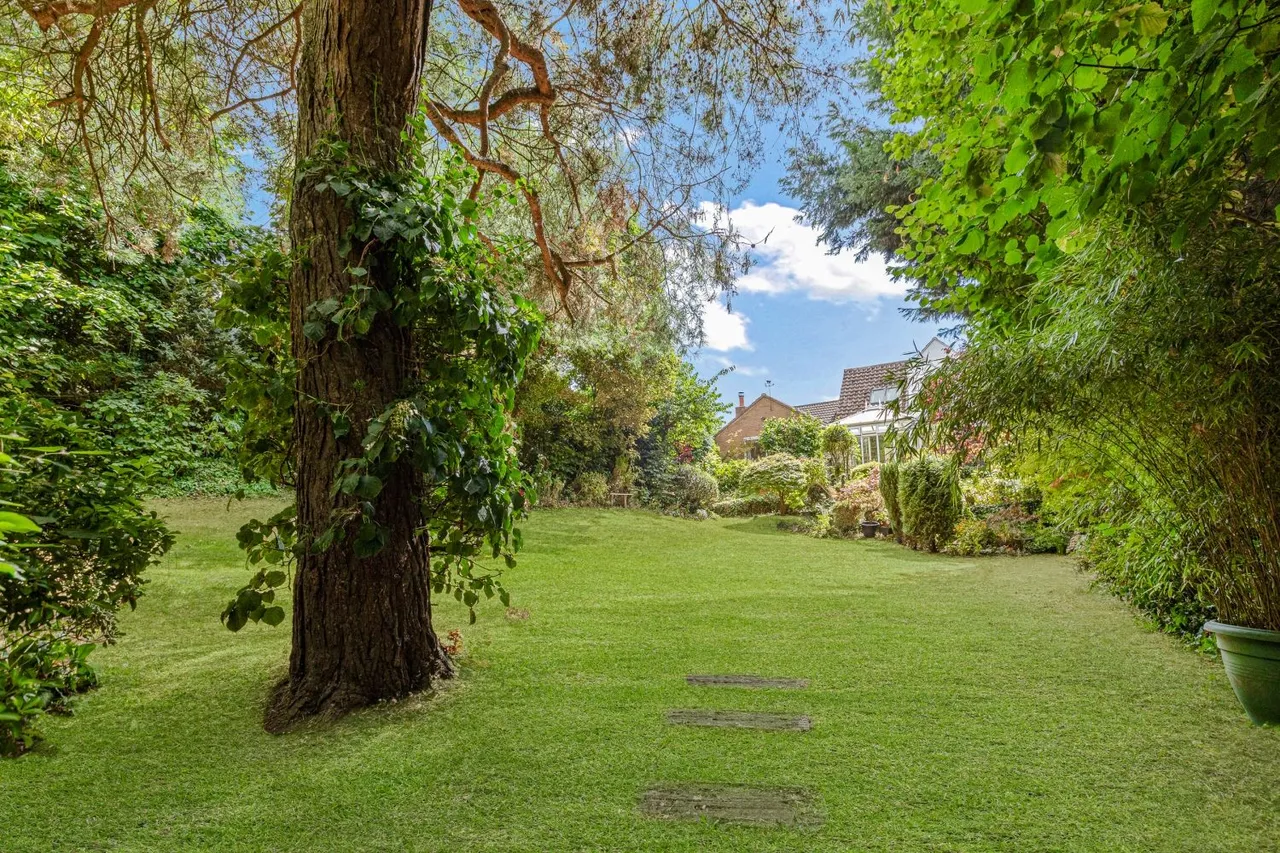 The Maples School Lane, Swinford, LE17, photo 21