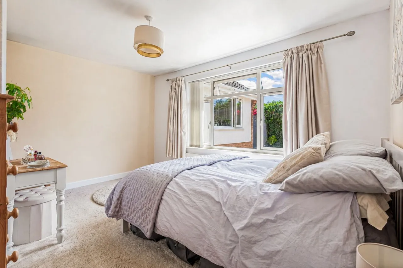 The Maples School Lane, Swinford, LE17, photo 10