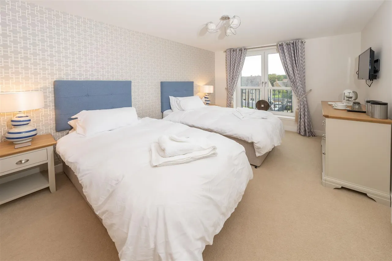 Craigdhu Road, Milngavie, G62, photo 24
