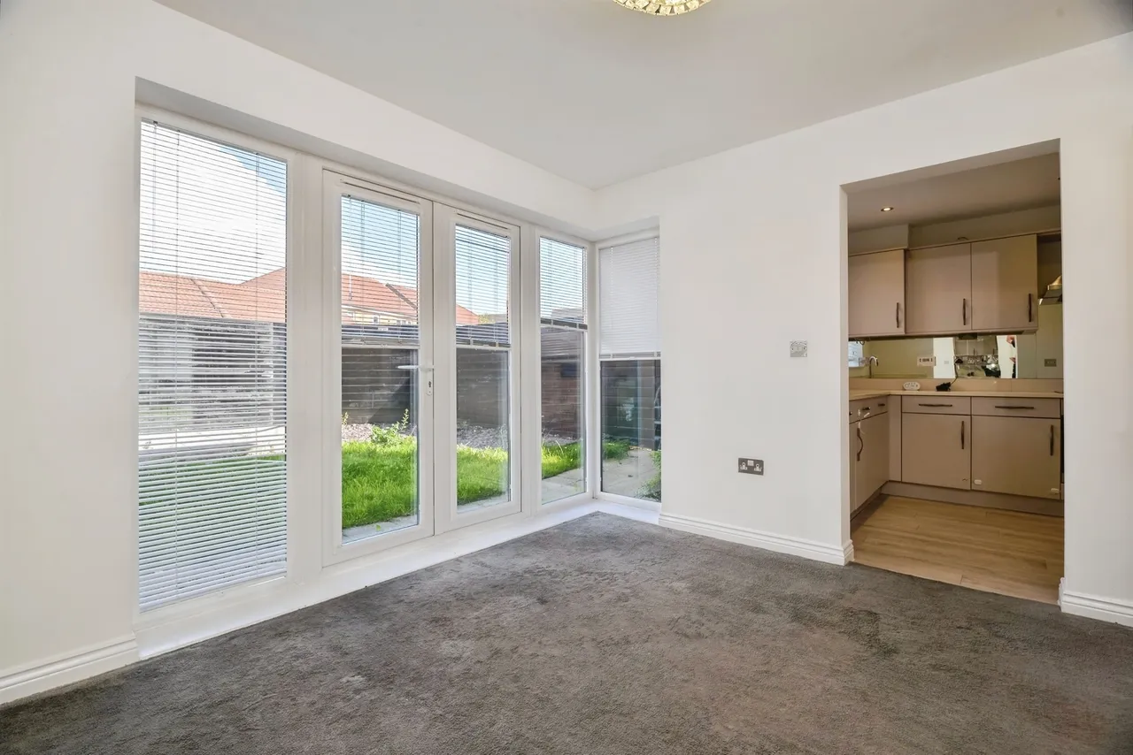 Sculptor Crescent, Stockton-On-Tees, TS18, photo 4