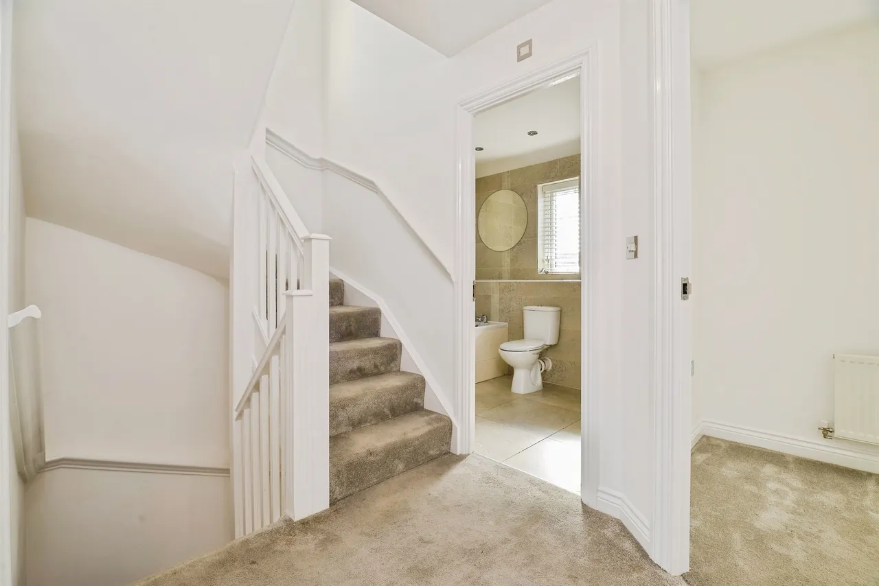 Sculptor Crescent, Stockton-On-Tees, TS18, photo 8
