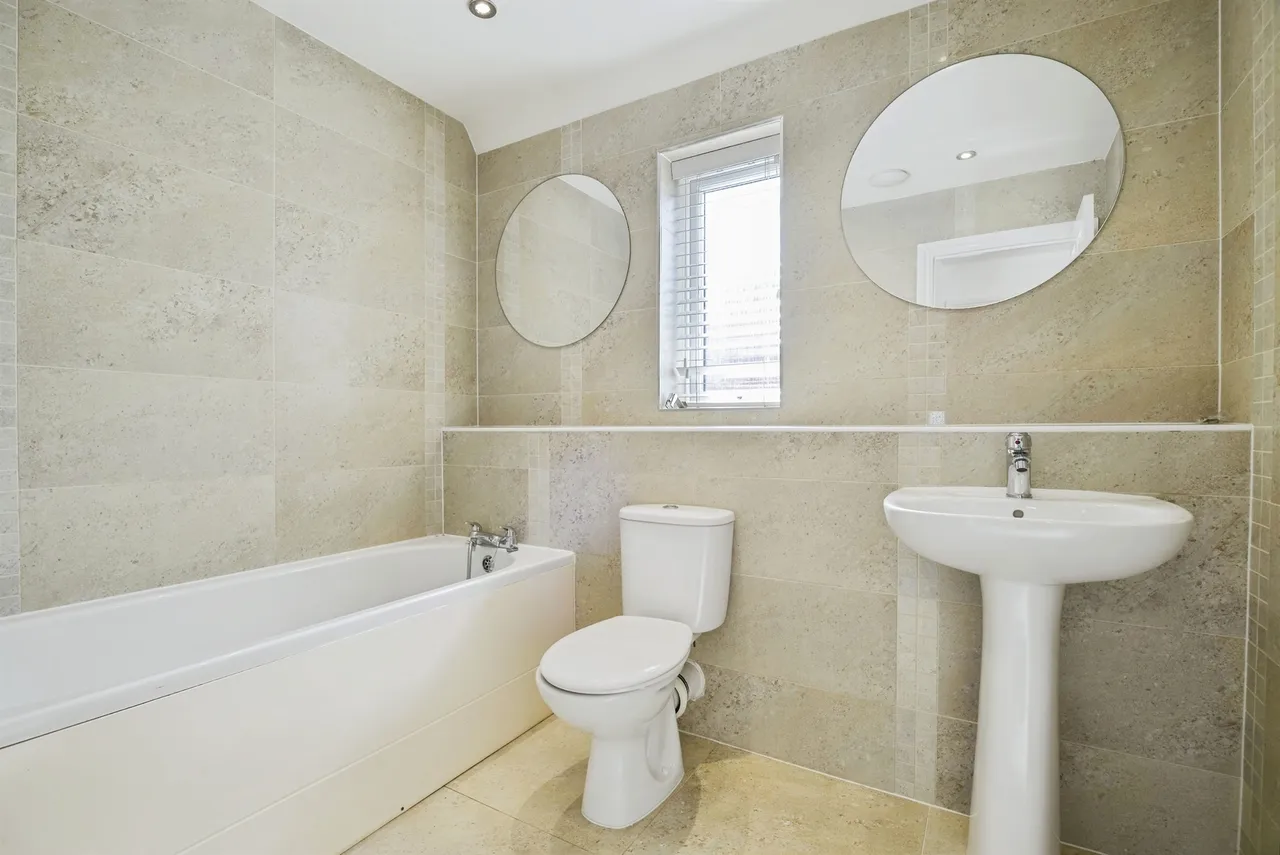 Sculptor Crescent, Stockton-On-Tees, TS18, photo 12