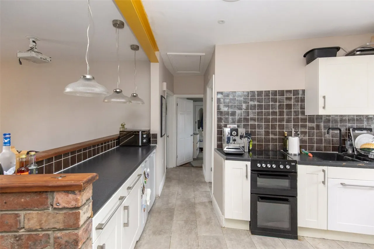 High Street, Westbury-on-Trym, BS9, photo 8