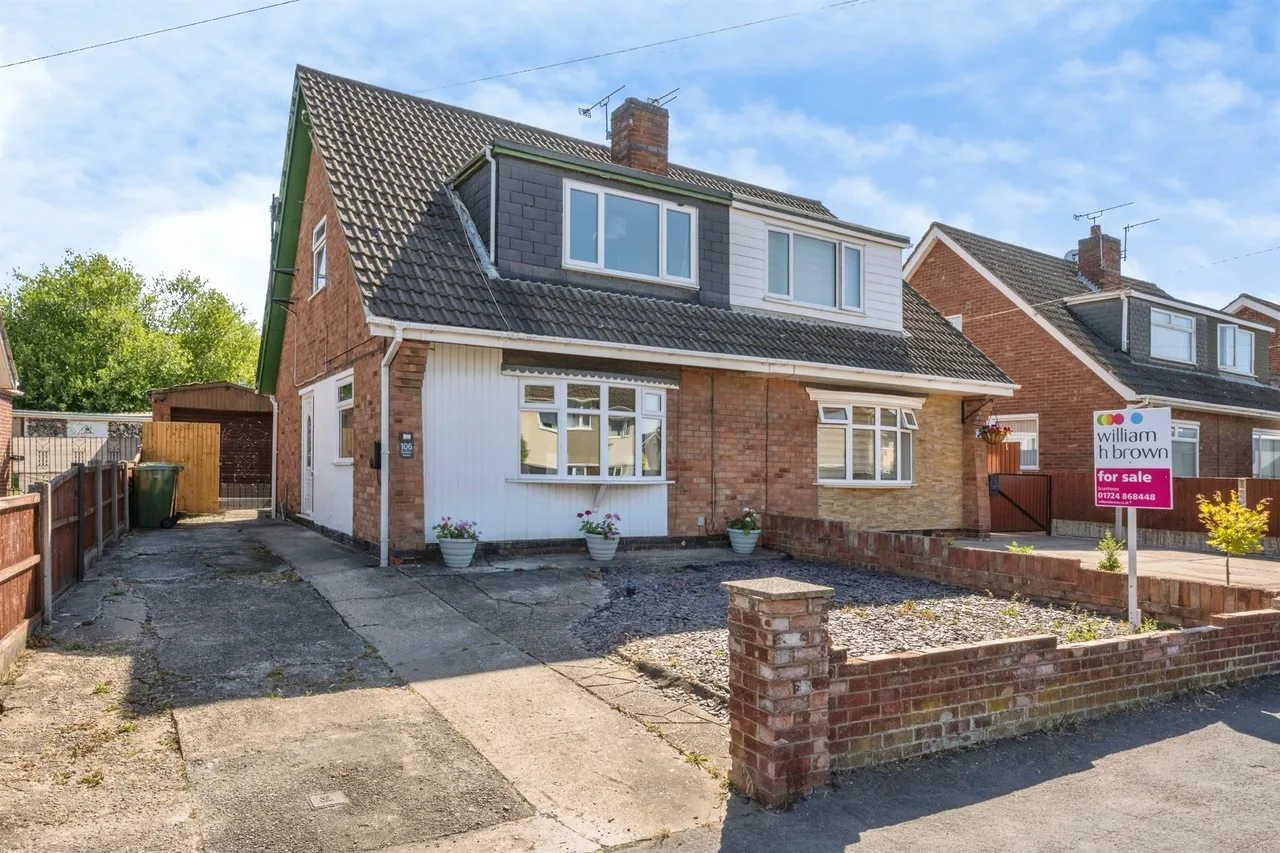 3 bed house for sale — Dewsbury Avenue, Scunthorpe