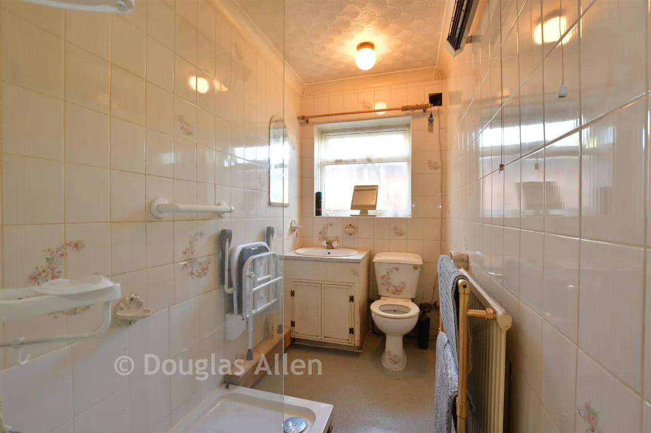 Railway Approach, Basildon, SS15, photo 8