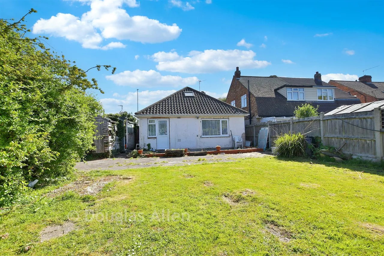 Railway Approach, Basildon, SS15, photo 5