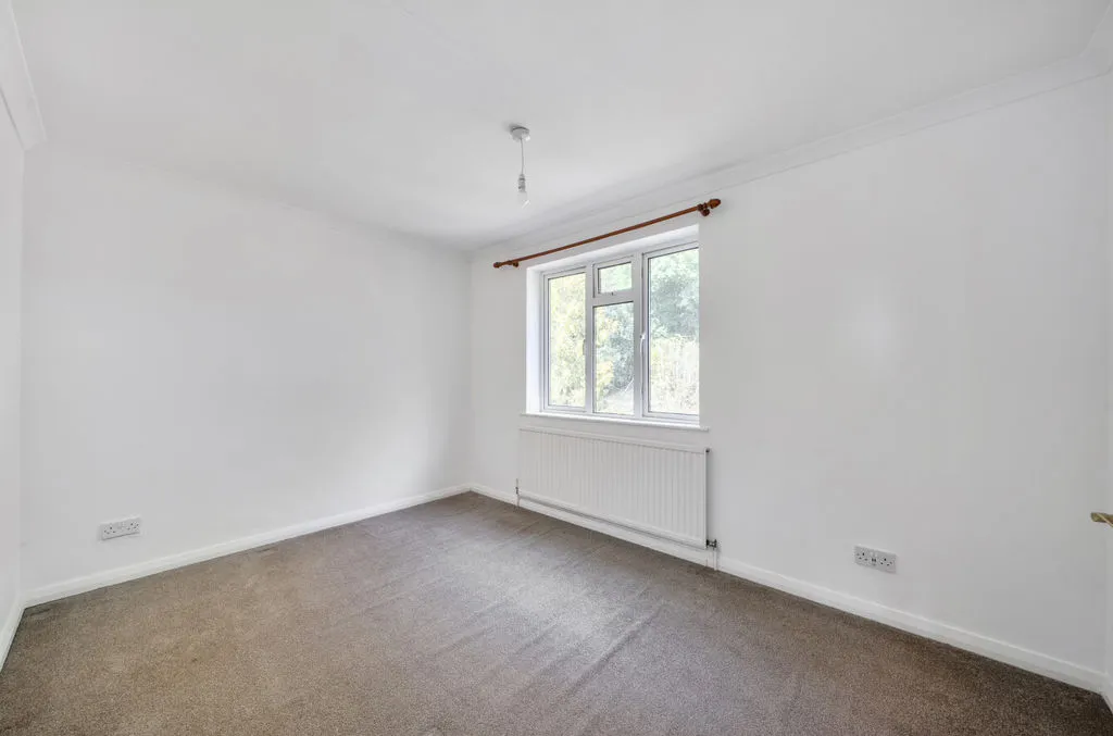 Roffey Close, Purley CR8 4BH, photo 11