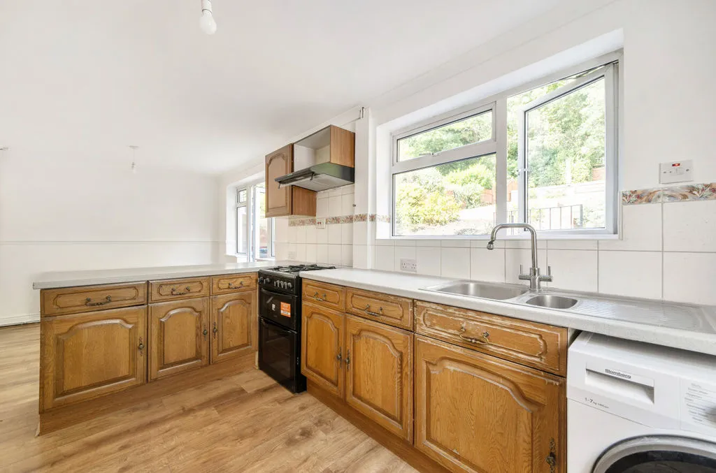 Roffey Close, Purley CR8 4BH, photo 6