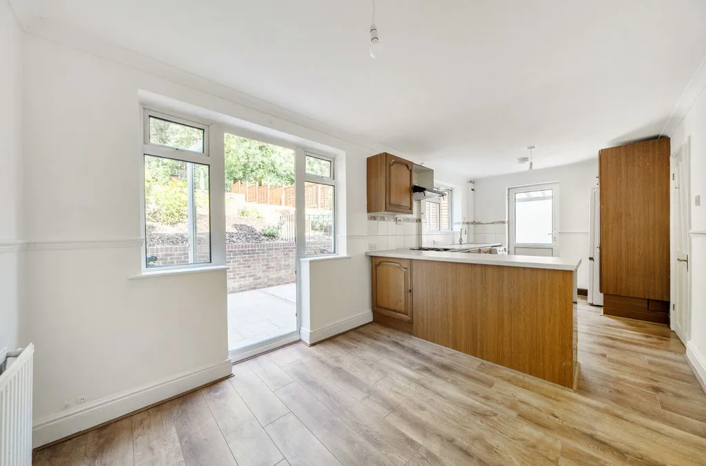 Roffey Close, Purley CR8 4BH, photo 5