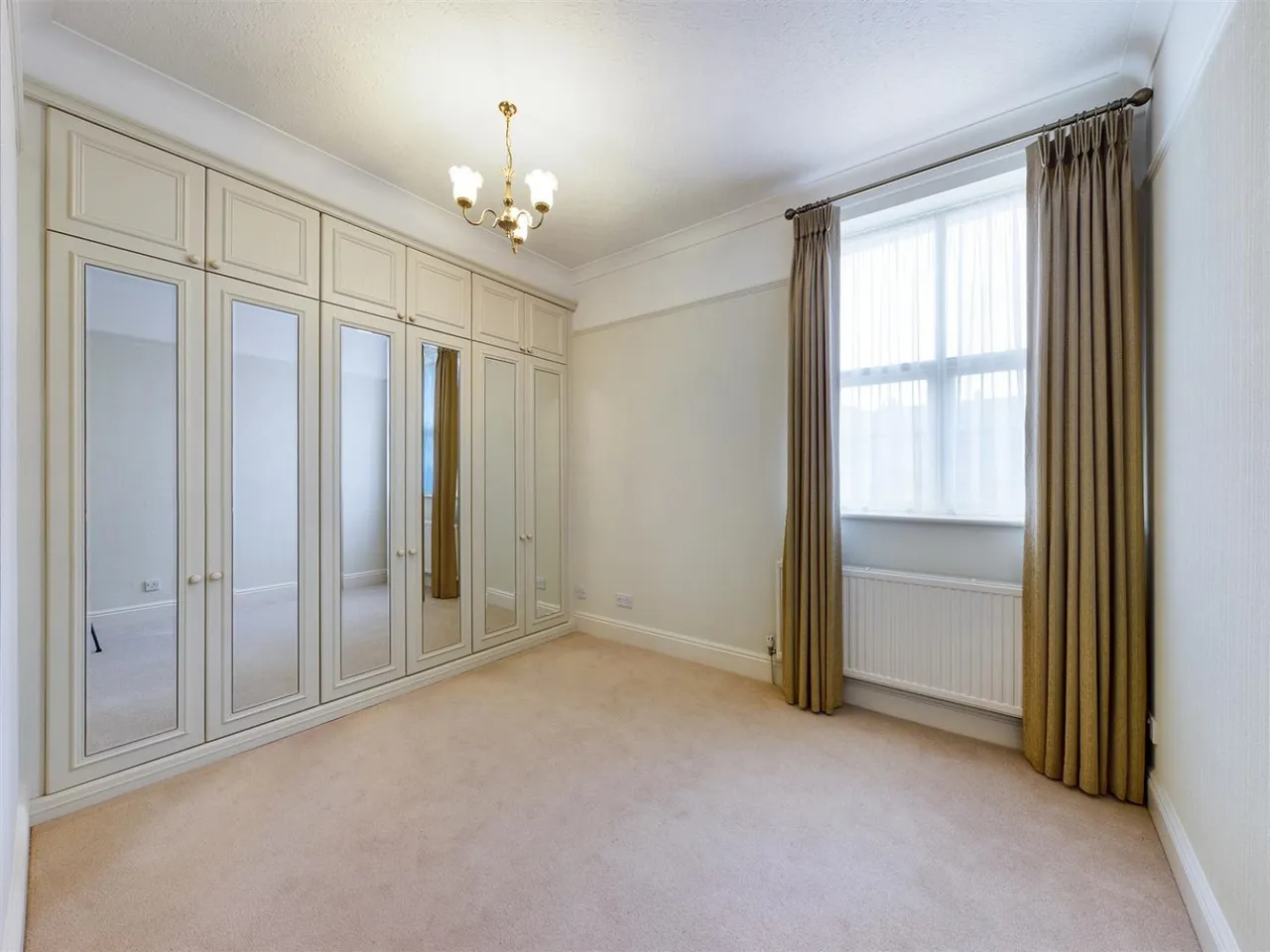 Prince Of Wales Terrace, Scarborough, YO11, photo 11