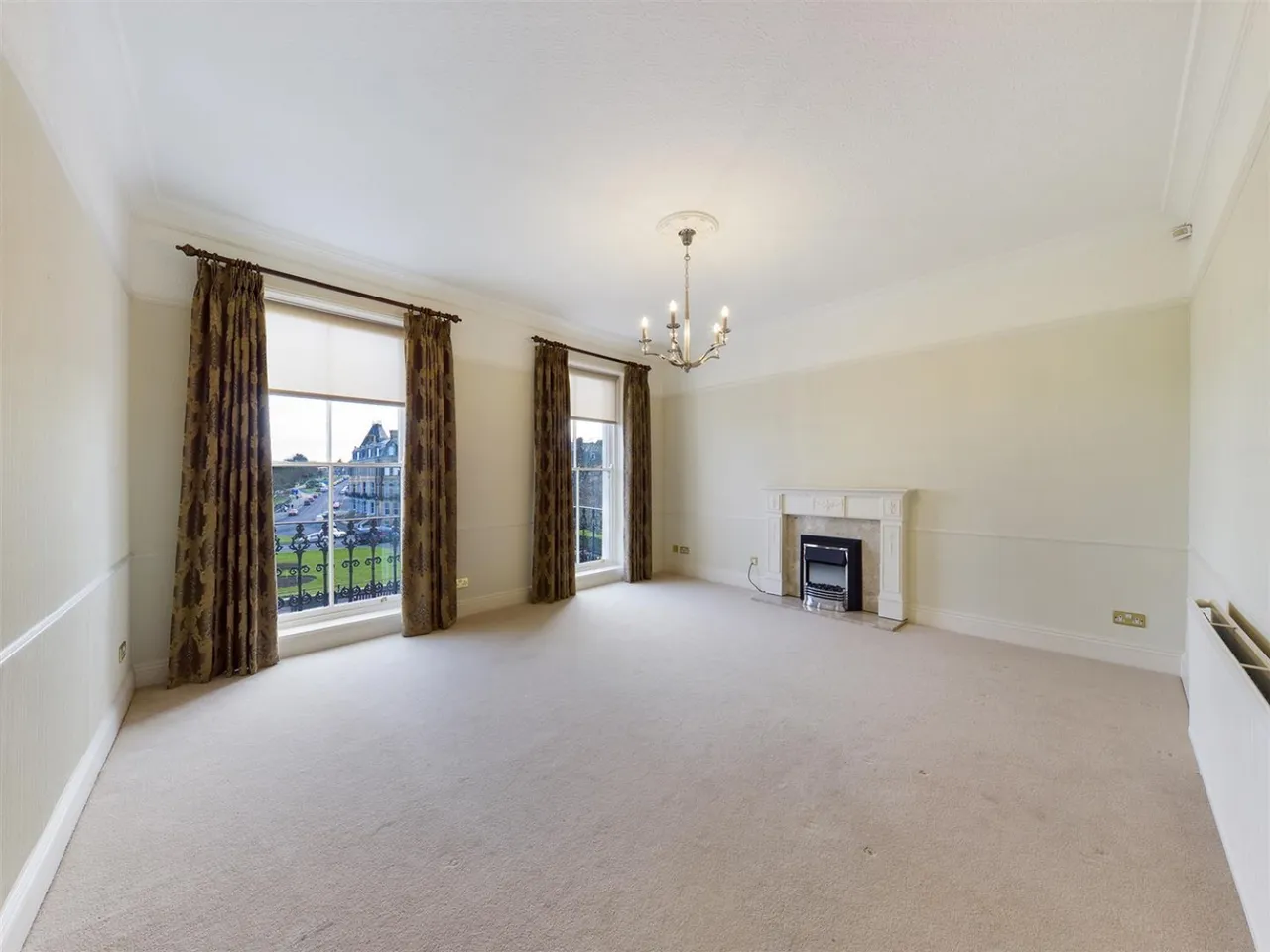 Prince Of Wales Terrace, Scarborough, YO11, photo 3