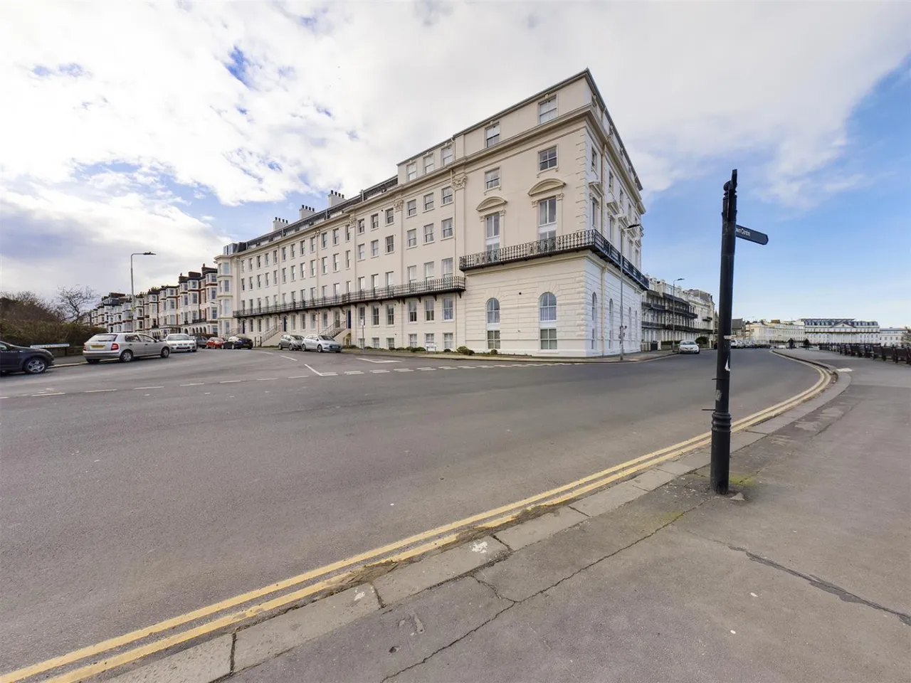 Prince Of Wales Terrace, Scarborough, YO11, photo 22