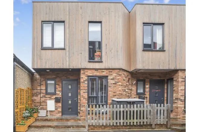 Addington Road, South Croydon, photo 6