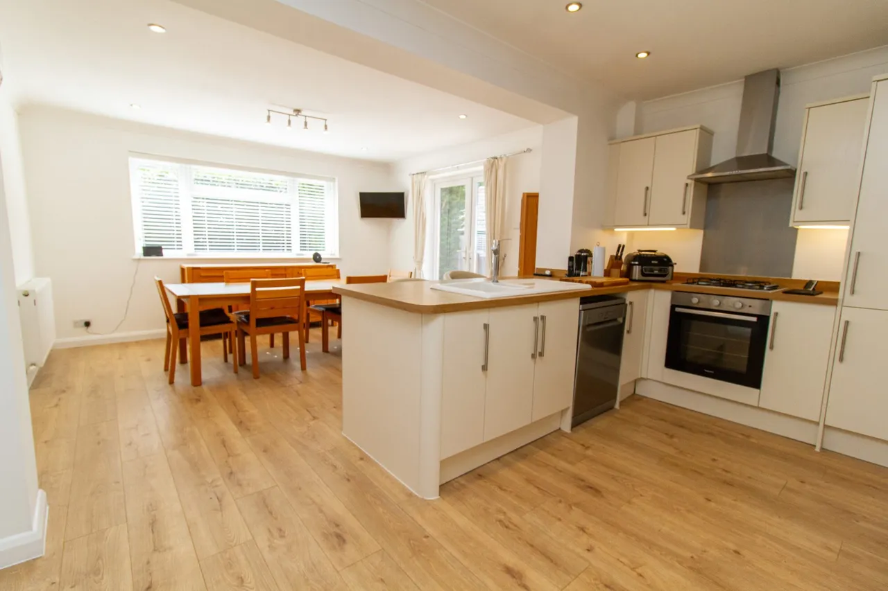 Andrews Close, Church Crookham, Fleet, GU52 6HF, photo 3