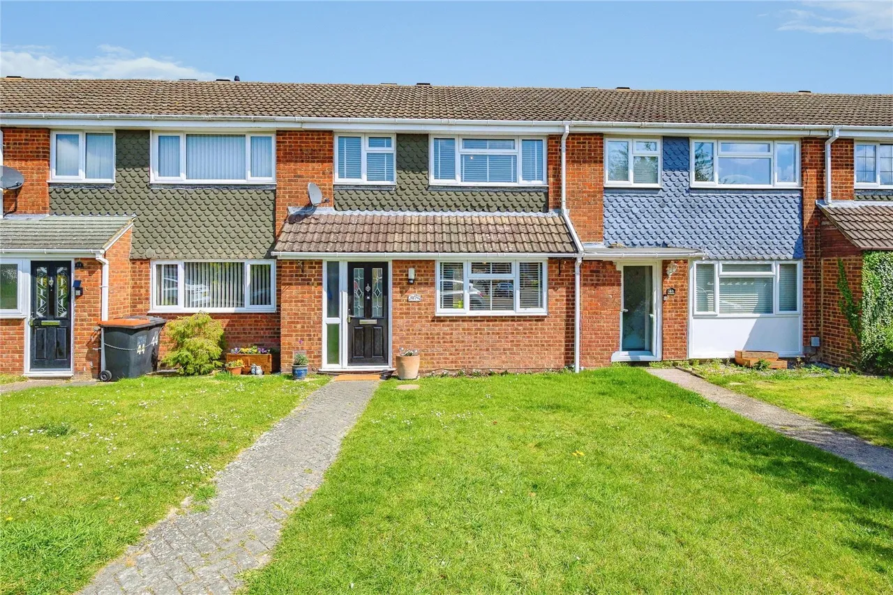 3 bed house for sale — Salters Way, Dunstable, Bedfordshire, LU6