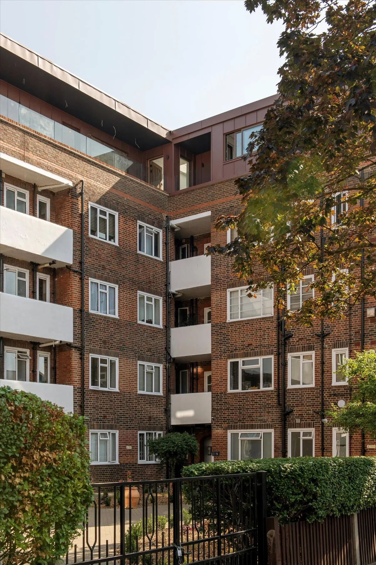 Brewster Gardens, London, W10, photo 19