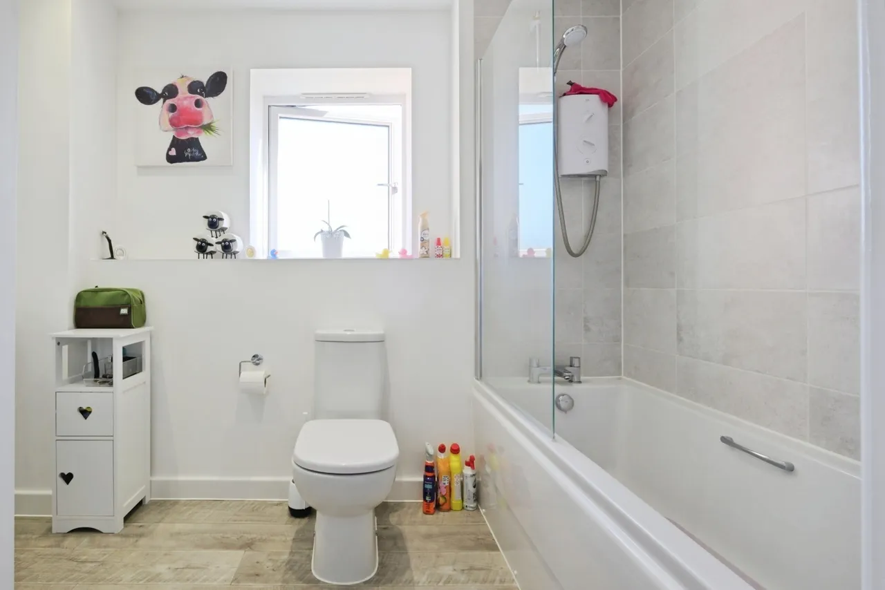 Huxley Drive, Alresford, SO24, photo 15