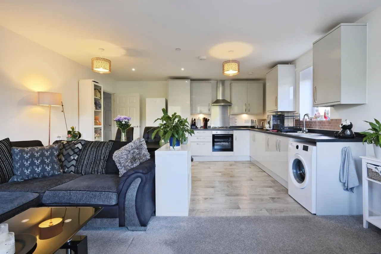 Huxley Drive, Alresford, SO24, photo 2