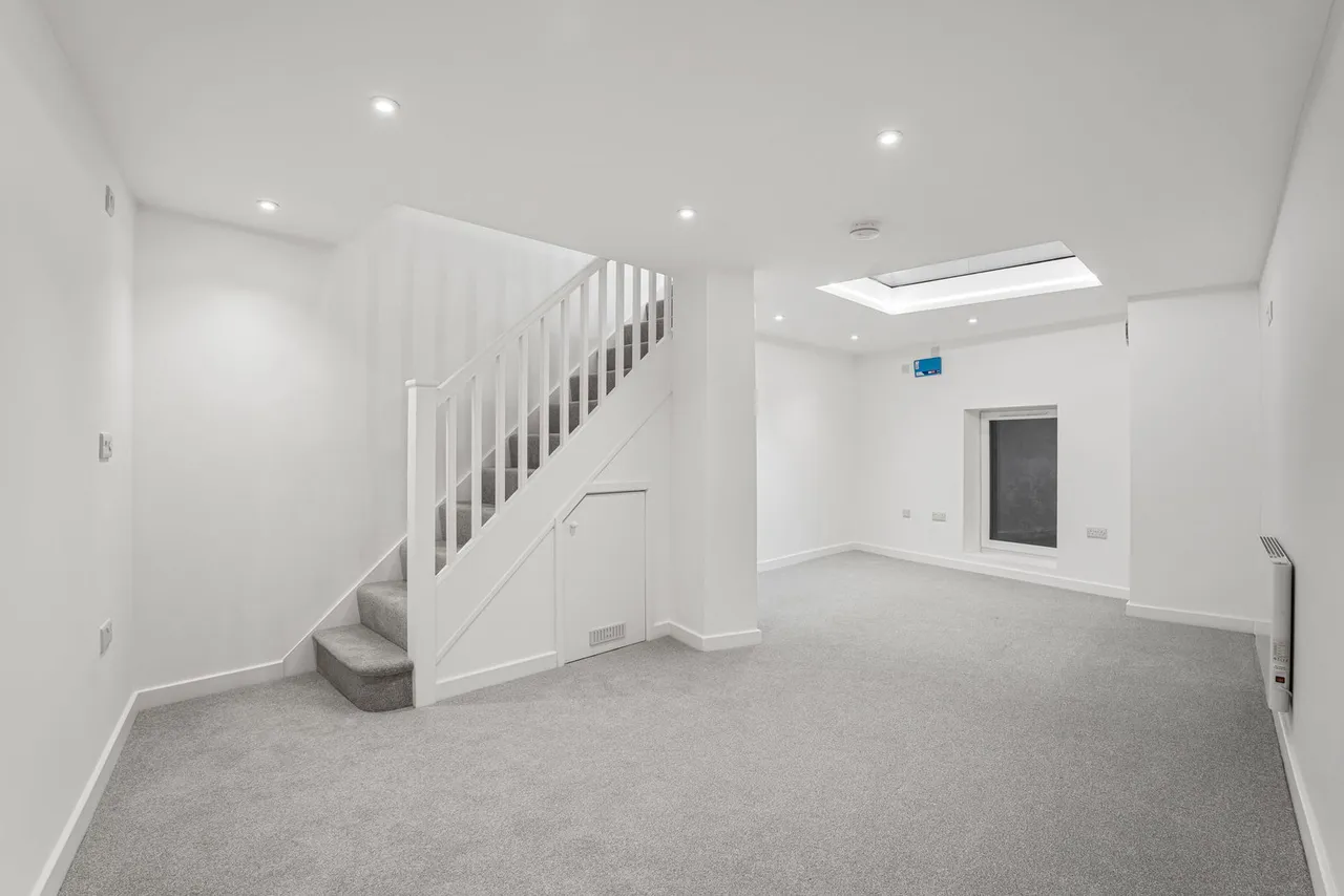 London Road, Central Cheltenham, GL52, photo 6