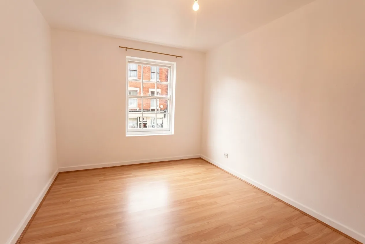Eastgate Street, Gloucester, GL1, photo 4