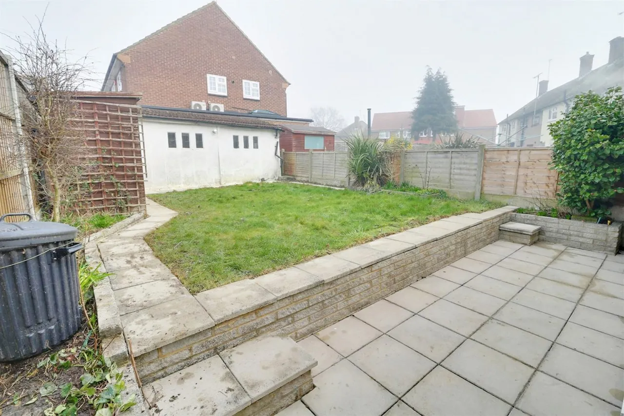 Romford, Outer London, RM3, photo 26