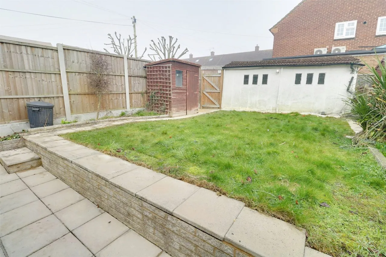 Romford, Outer London, RM3, photo 4