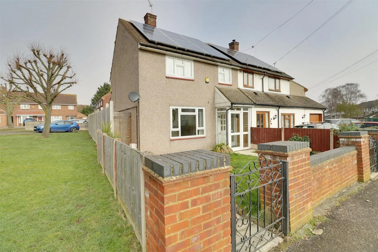 3 bed house to rent, Romford, Outer London, RM3