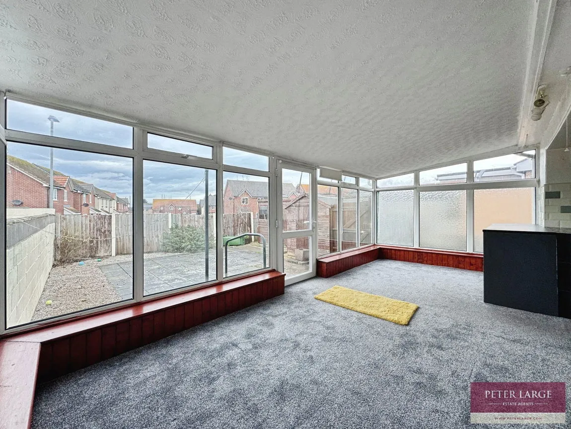 Golden Grove, Rhyl, Denbighshire, LL18 2RS, photo 4