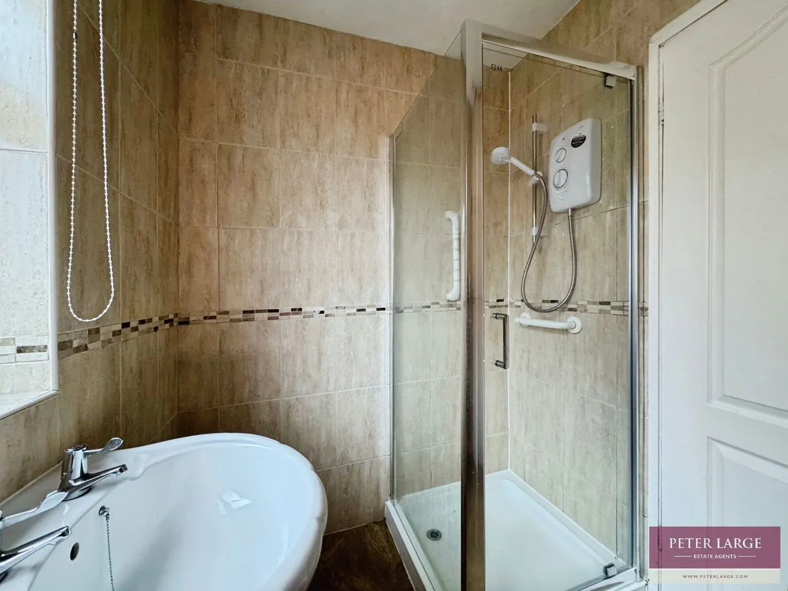 Golden Grove, Rhyl, Denbighshire, LL18 2RS, photo 9