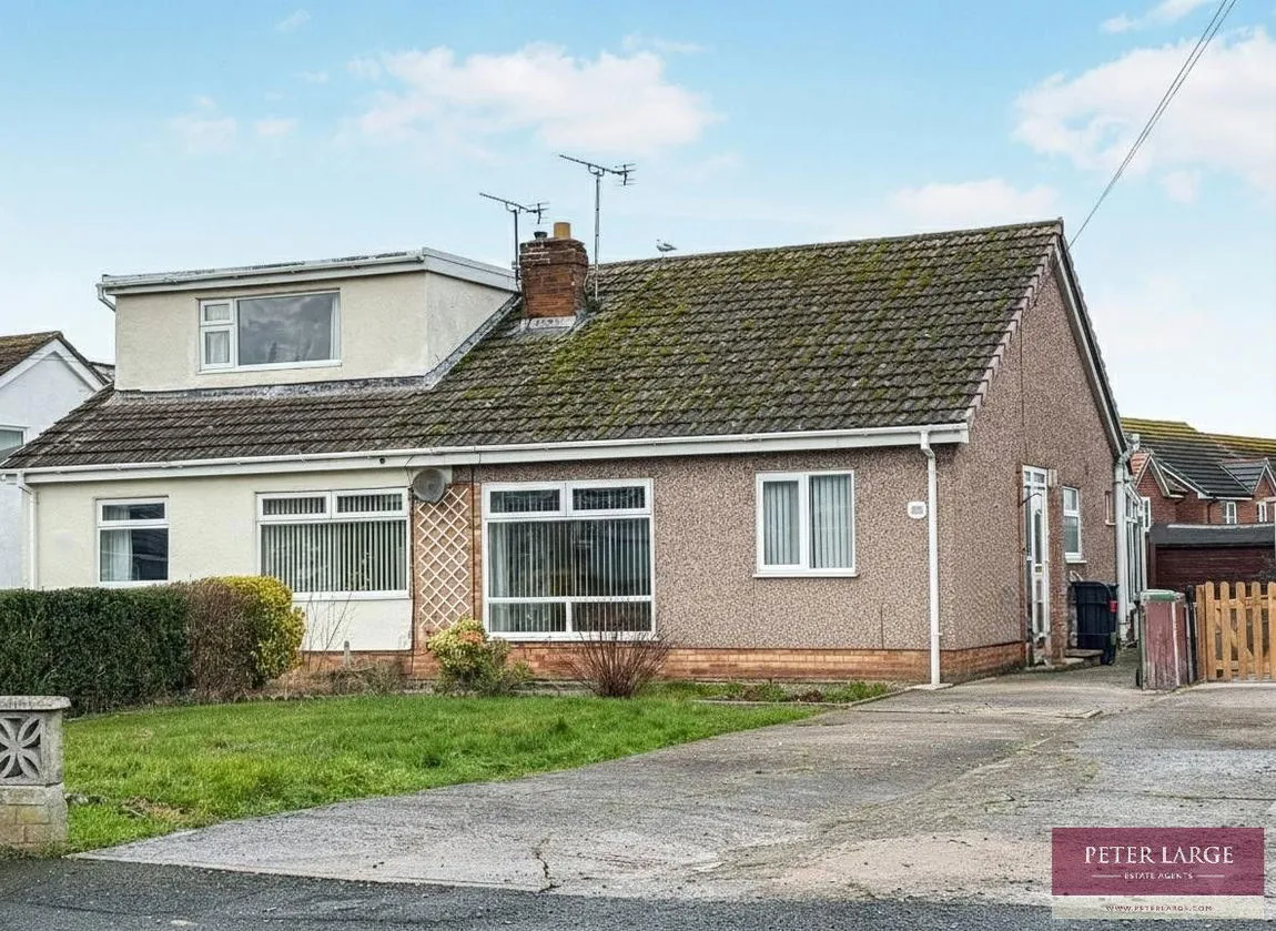 2 bed house for sale — Golden Grove, Rhyl, Denbighshire, LL18 2RS