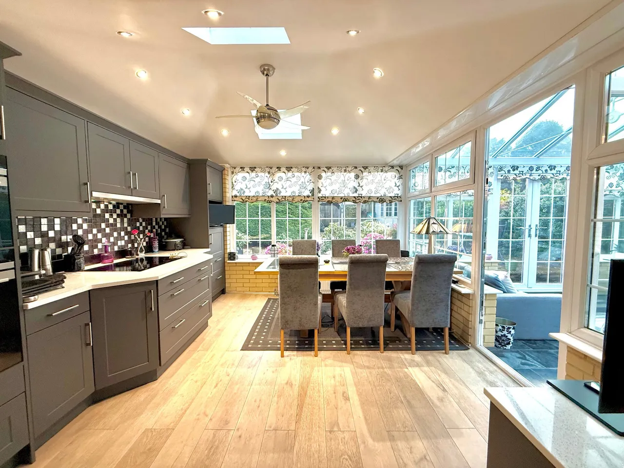 Carisbrook Terrace, Swindon, Wiltshire, SN4 0LW, photo 14
