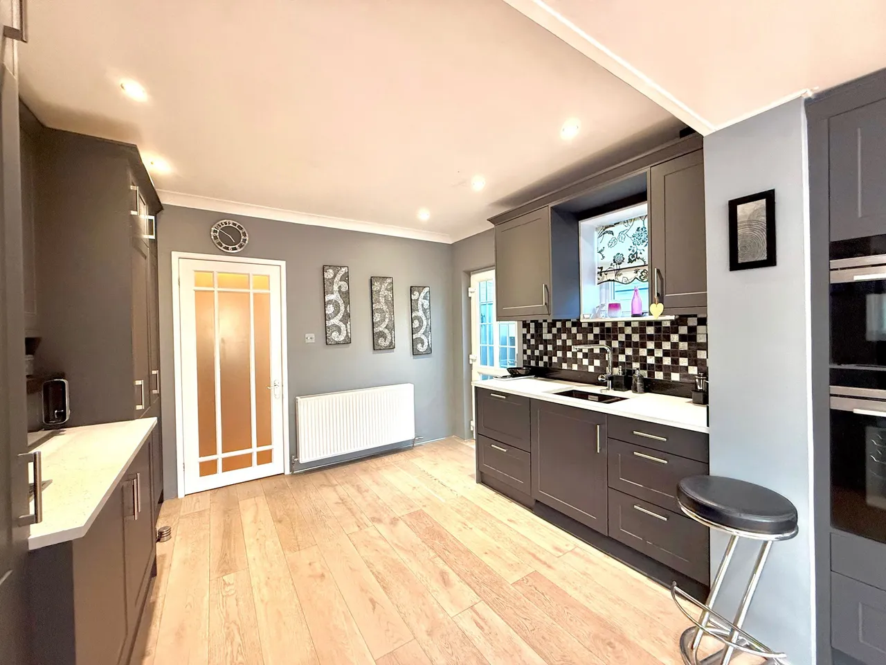 Carisbrook Terrace, Swindon, Wiltshire, SN4 0LW, photo 13