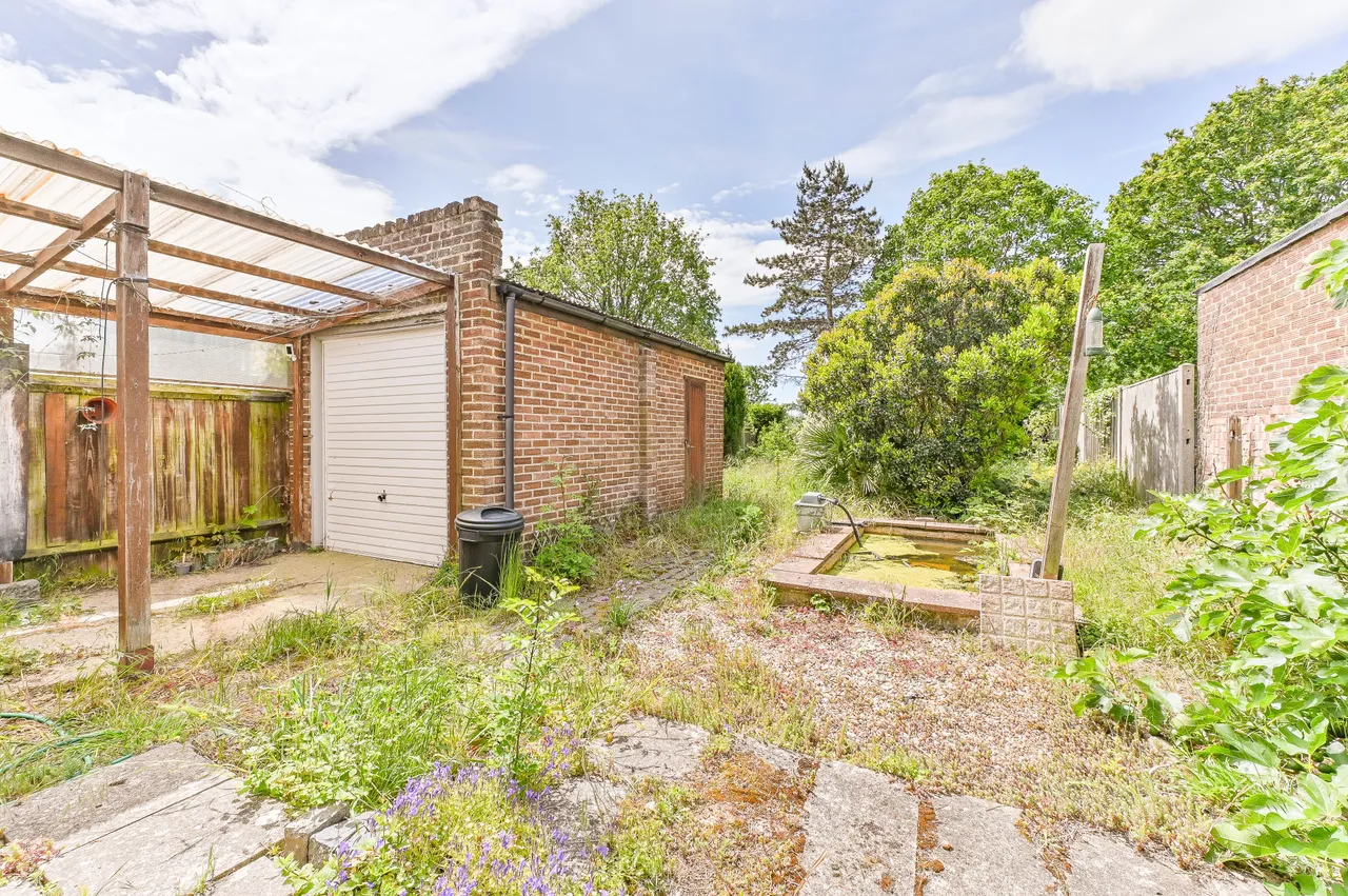 76 Manor Drive North, New Malden, photo 10