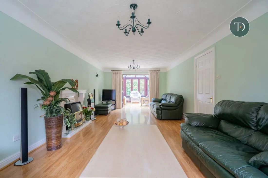 Acorn Drive, Whitby, CH65 6UF, photo 3