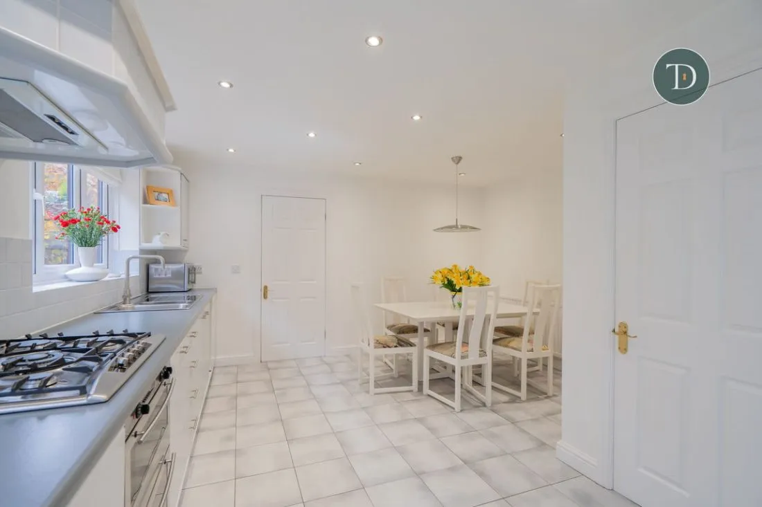 Acorn Drive, Whitby, CH65 6UF, photo 7
