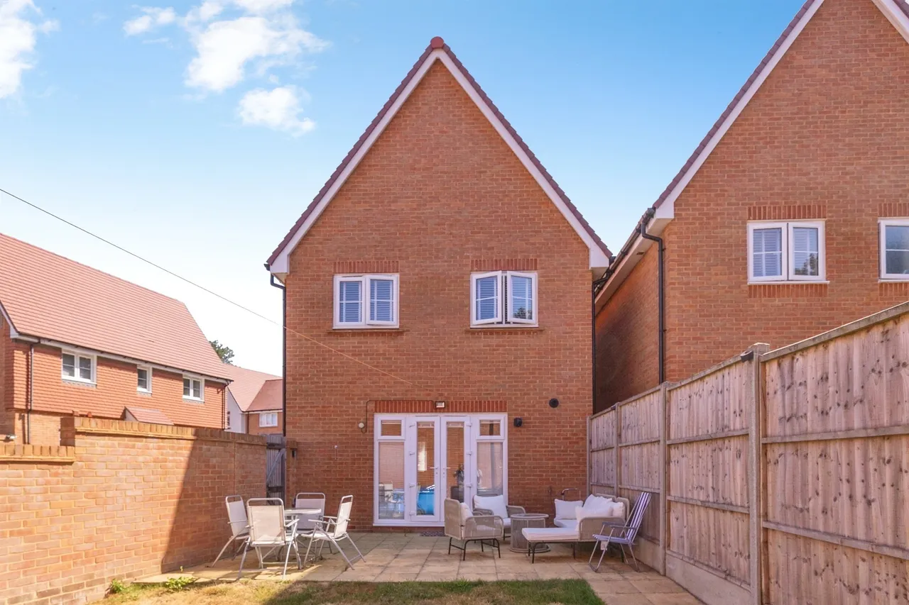 Cartwright Close, Waterlooville, PO8, photo 19