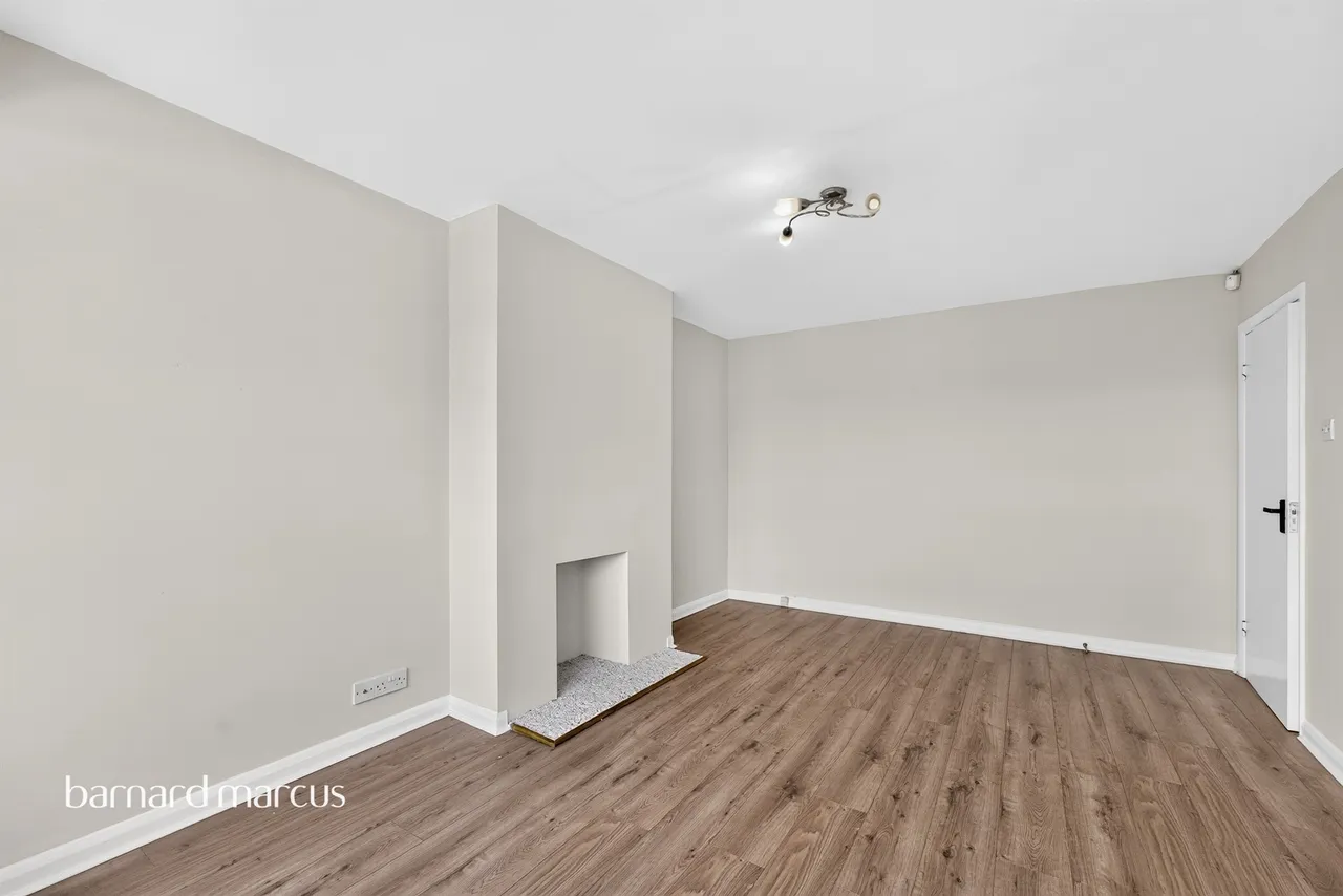 Friern Park, London, N12, photo 10