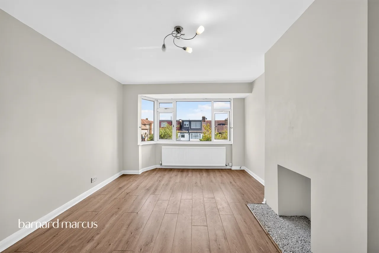 Friern Park, London, N12, photo 6
