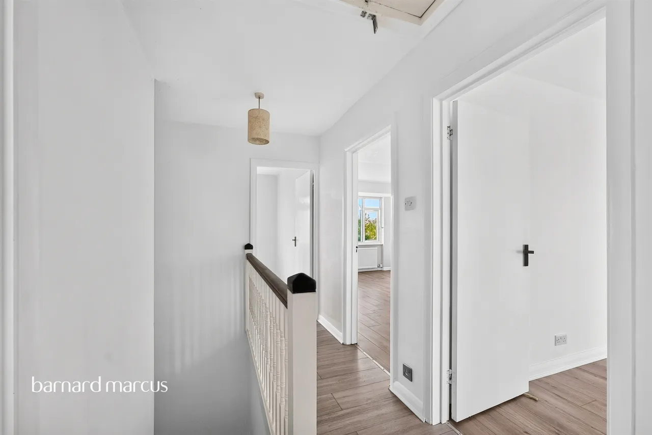 Friern Park, London, N12, photo 14