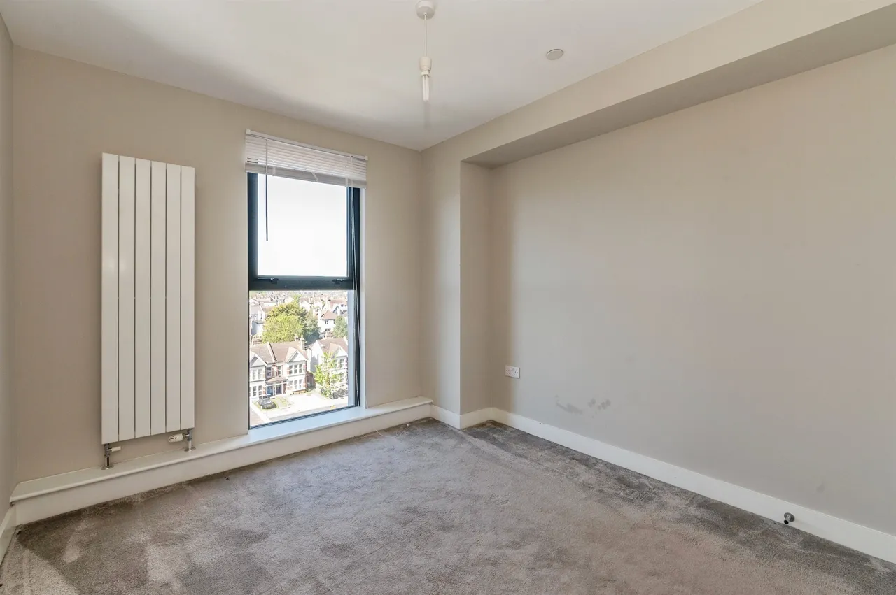 Victoria Avenue, Southend-On-Sea, SS2, photo 8