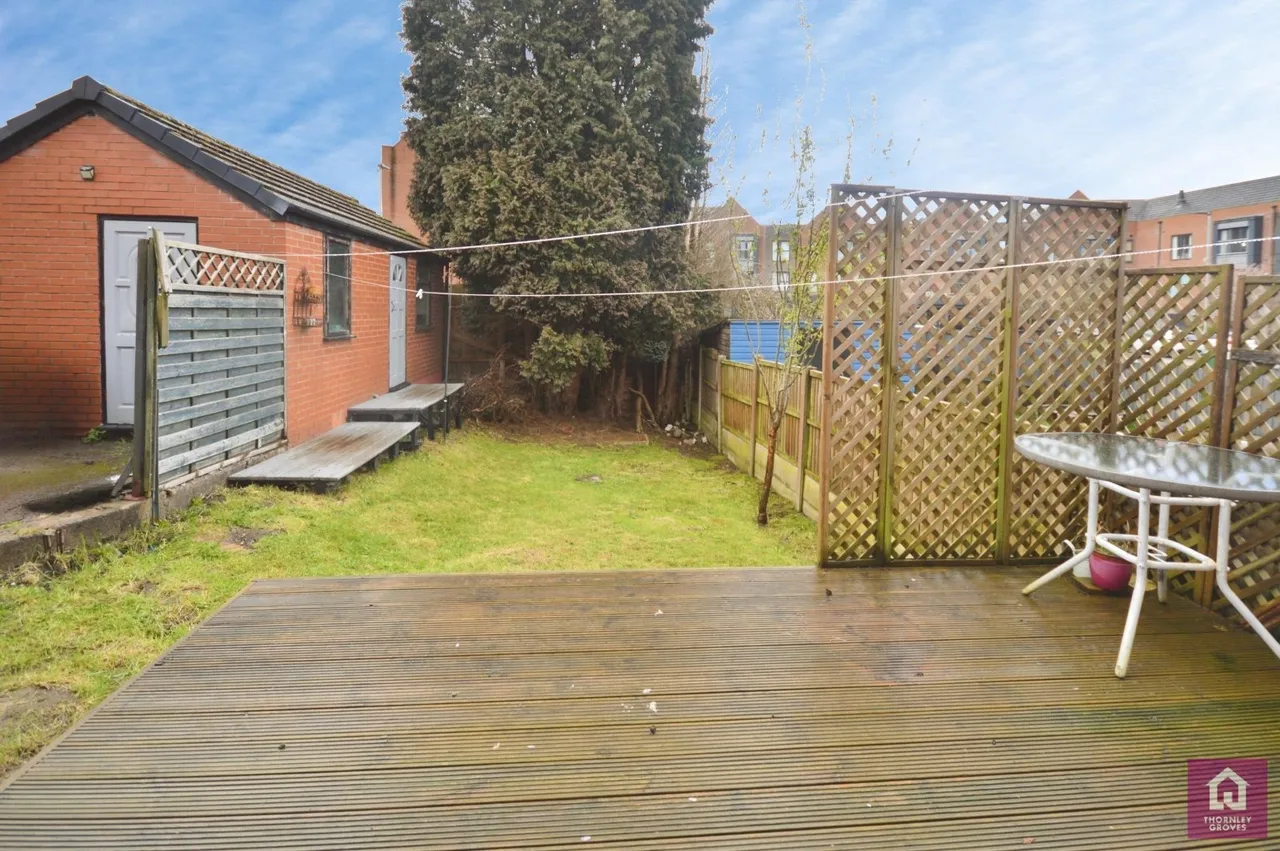 Bronte Avenue, Bury, BL9, photo 12