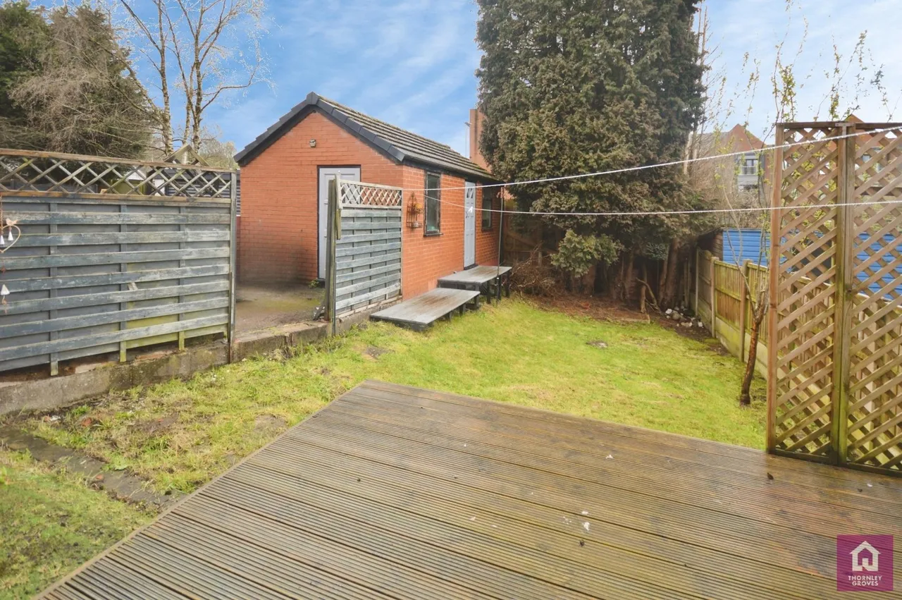 Bronte Avenue, Bury, BL9, photo 13