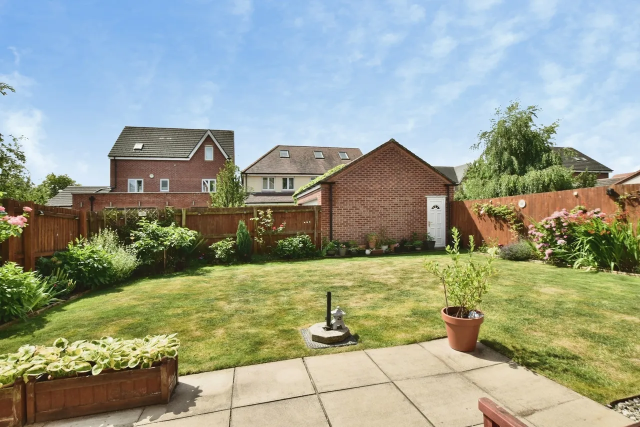 Ivynook Close, West Timperley, Altrincham, WA14, photo 25