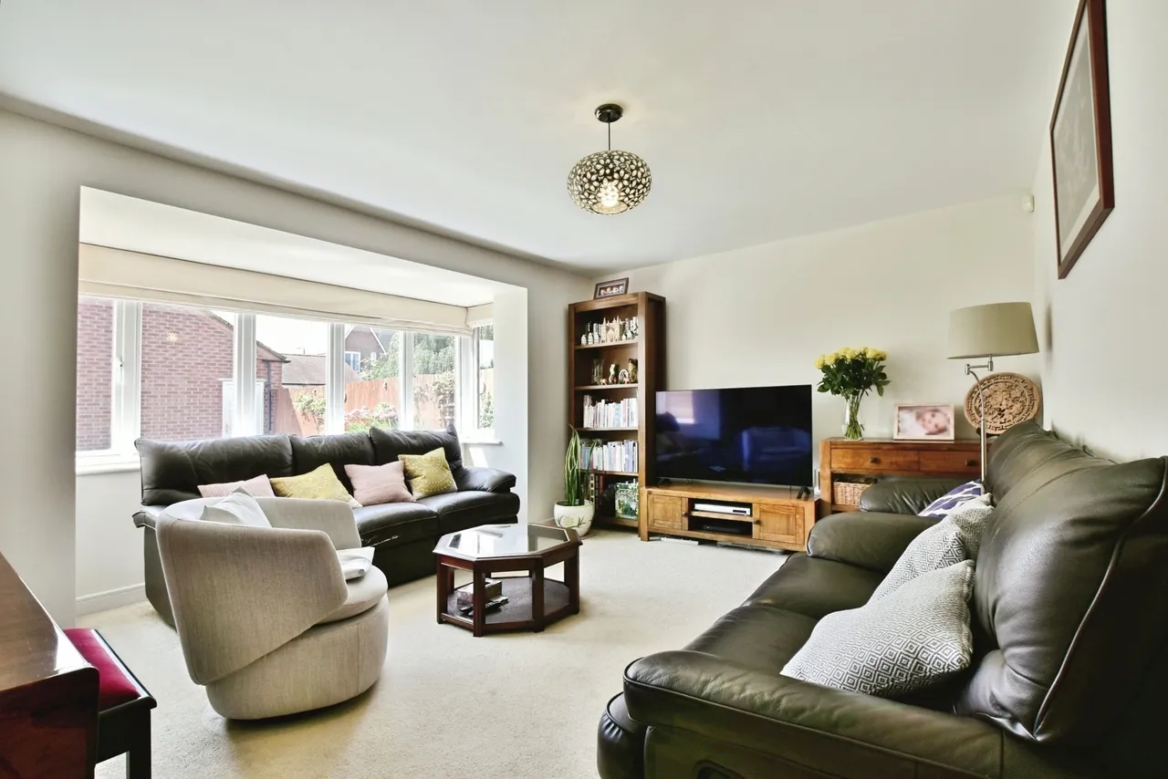 Ivynook Close, West Timperley, Altrincham, WA14, photo 6