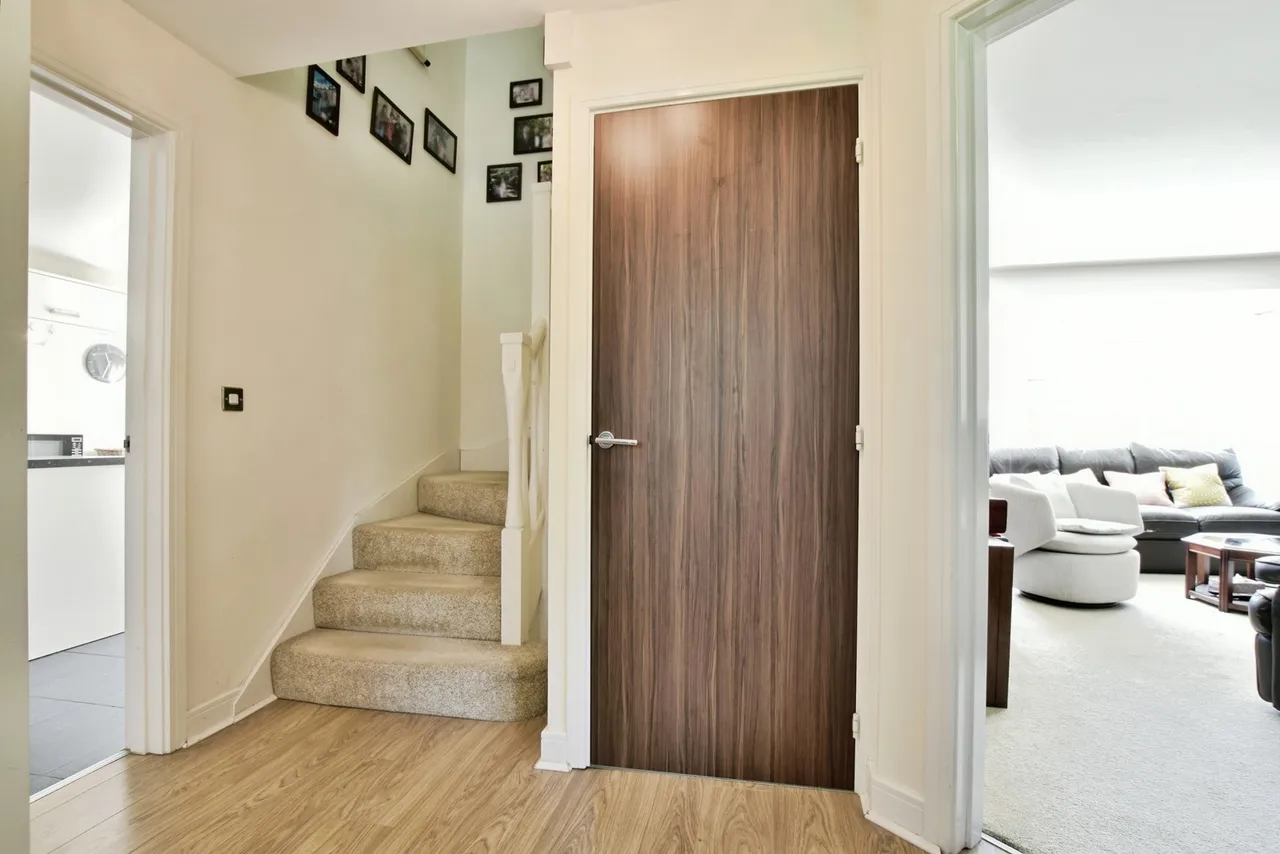 Ivynook Close, West Timperley, Altrincham, WA14, photo 14