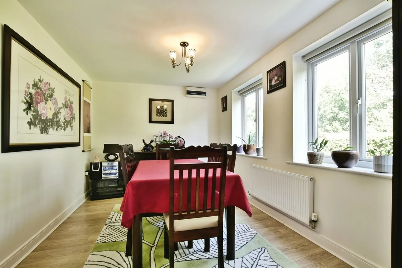 Ivynook Close, West Timperley, Altrincham, WA14, photo 5