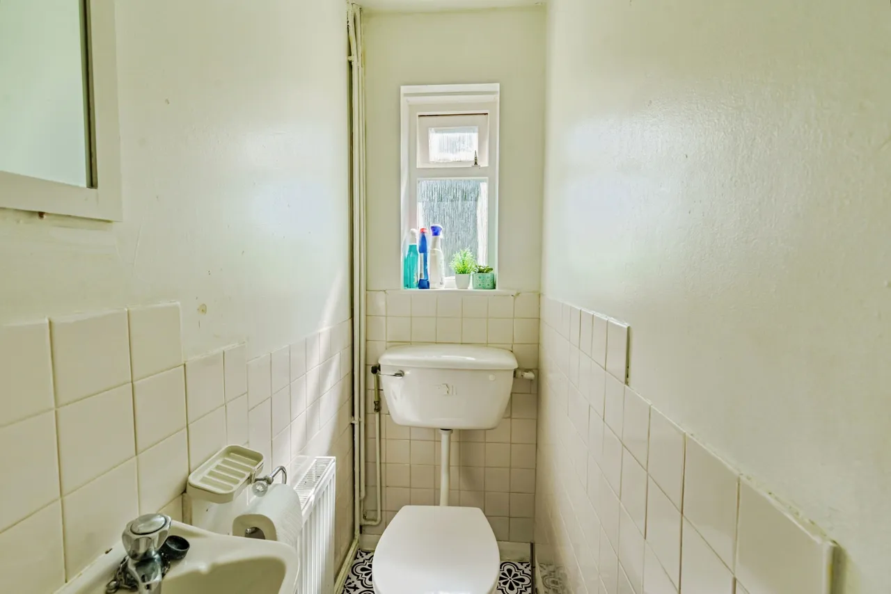 Apley Road, Reigate, photo 9