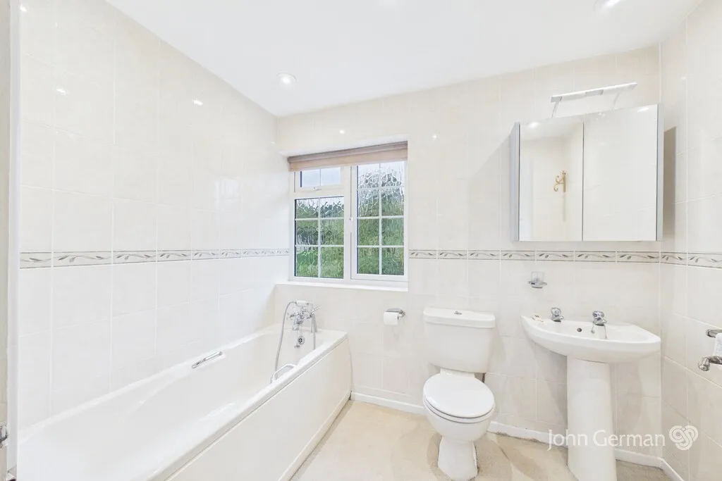 The Green, Brocton, photo 17