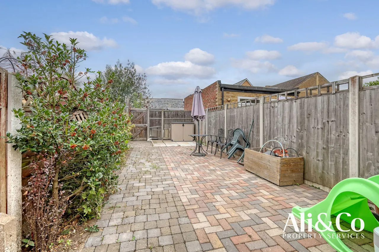 Prospect Place, Grays, Essex, RM17 6BY, photo 14