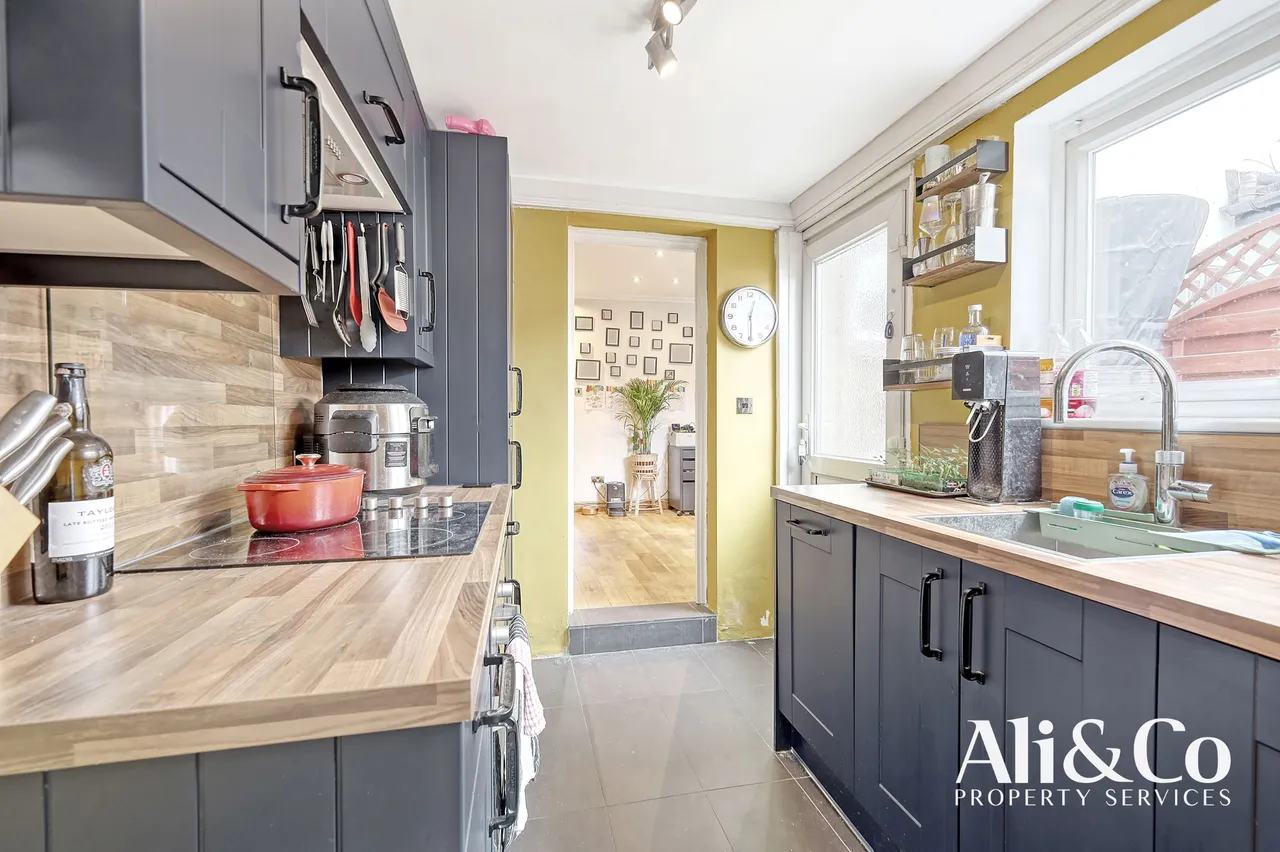 Prospect Place, Grays, Essex, RM17 6BY, photo 7